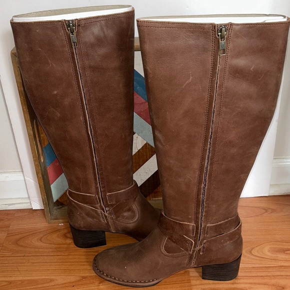 UGG Brown genuine leather  BANDRA Knee Boots 6.5 - Picture 3 of 6